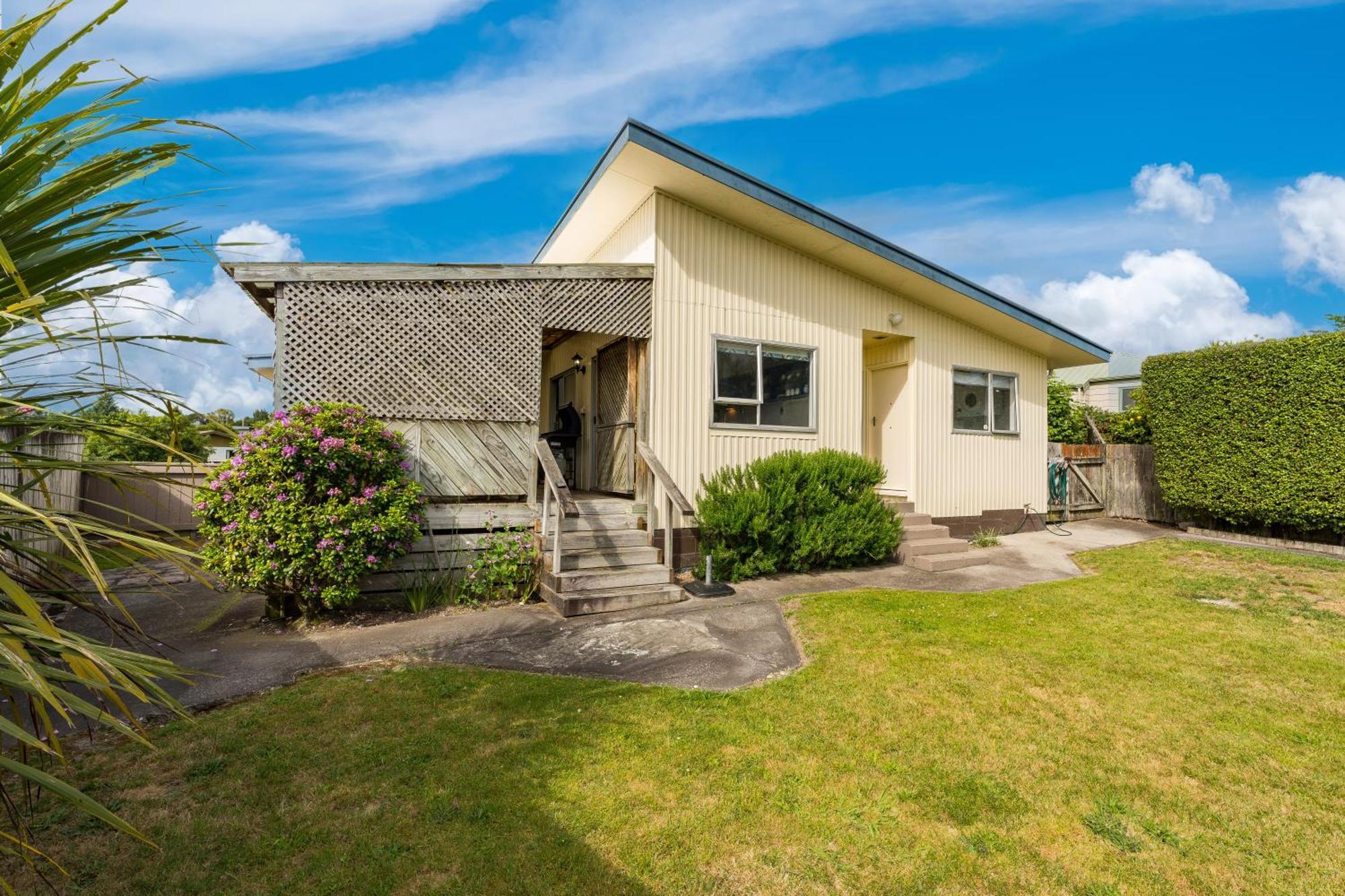 The Family Hub Villa Taupo Exterior photo